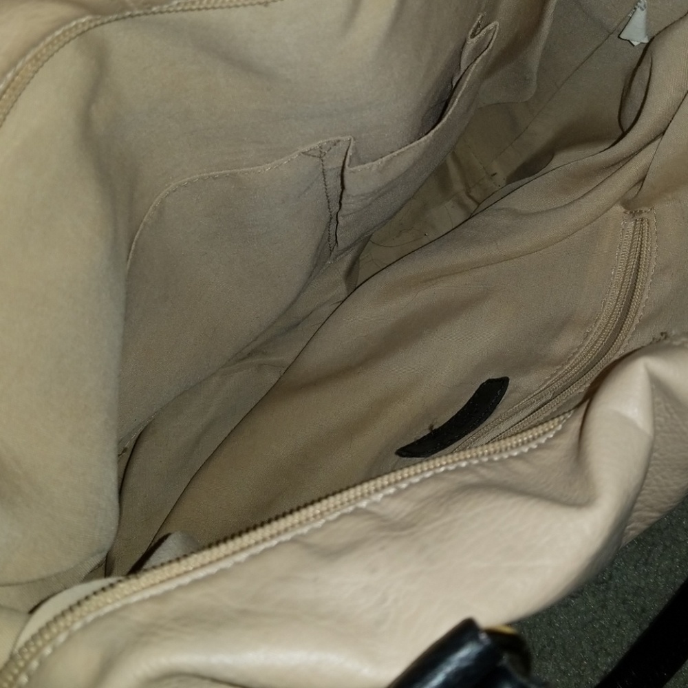 Purse - Picture 2 of 4
